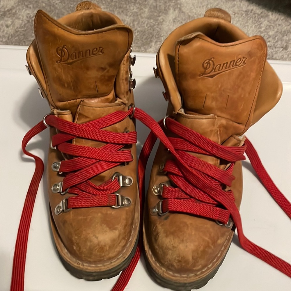 Danner leather boots with red lacing